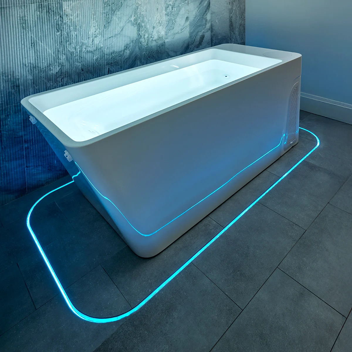 Tub_Slot_Drain_Light_No_Shade_12x12