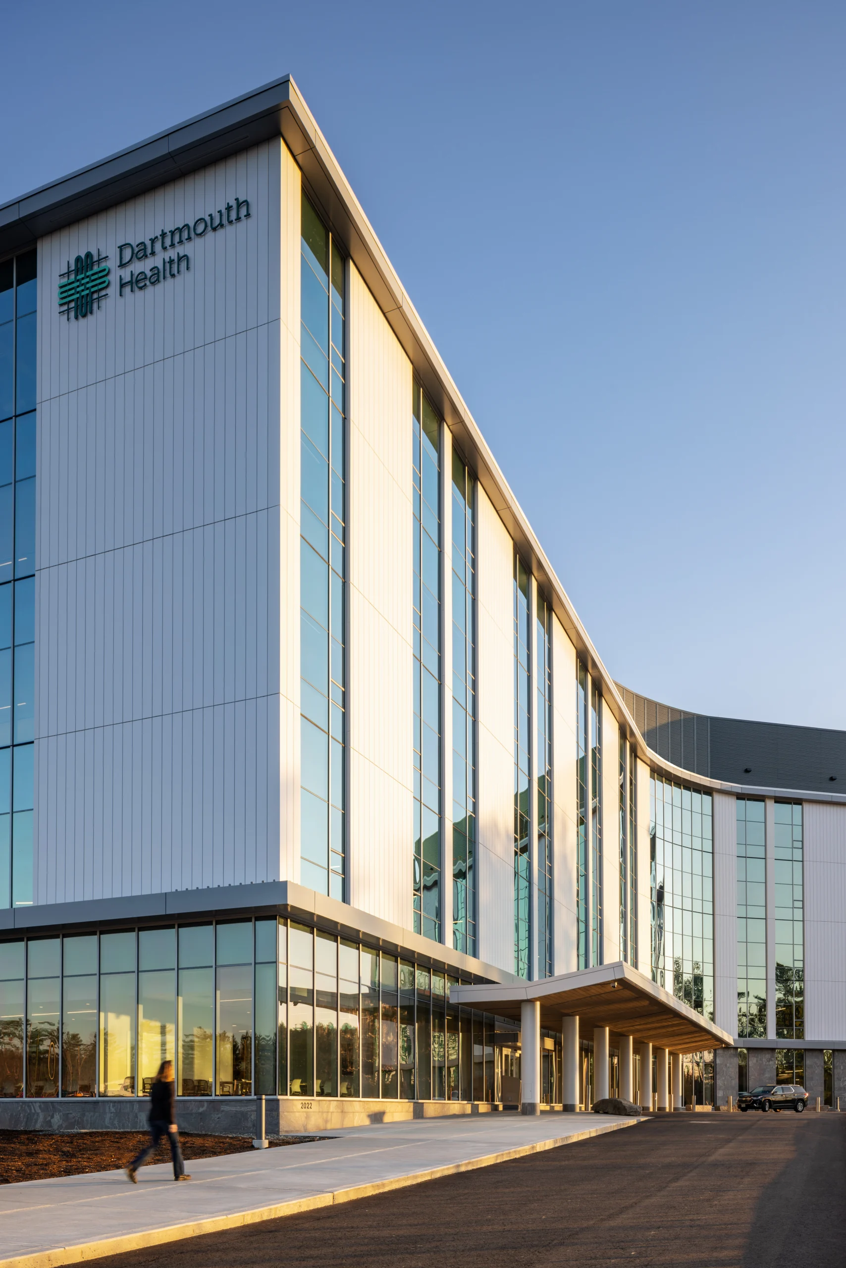 DartmouthHitchcockMedCtr_PatientPav_1003_lg